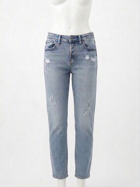 Silver Jeans Mom Jeans Light Blue Straight Leg Distressed Women’s Jeans Size 28